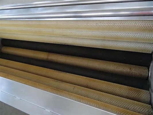 Cassava Peeler Emery Roller Peeling And Washing Machine For Vegetable Brush Roller Cleaning Machine